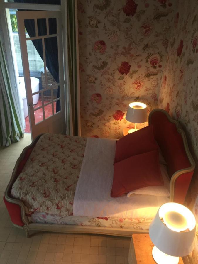 Damechouette Bed & Breakfast Pujols  Екстериор снимка